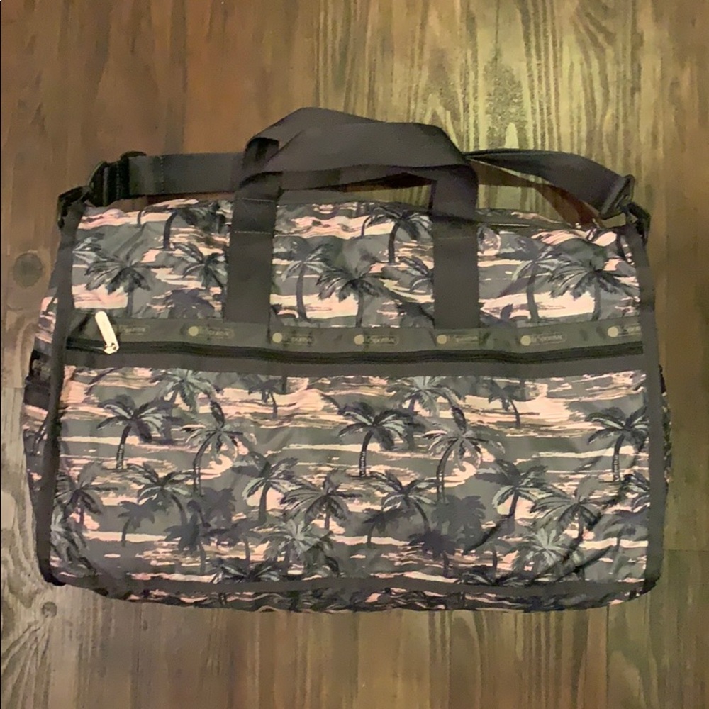 Lesportsac Palm Tree Island Weekender Bag